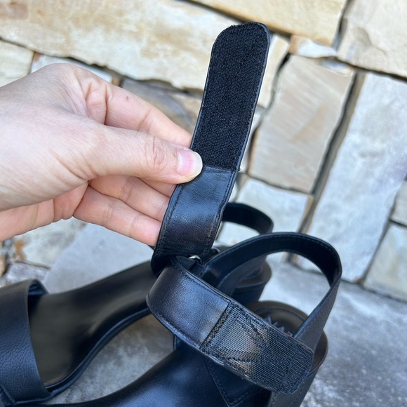 Naturalizer Black Block Heel dress Sandals comfort lightweight Sz-10 Wide. T - Picture 13 of 15
